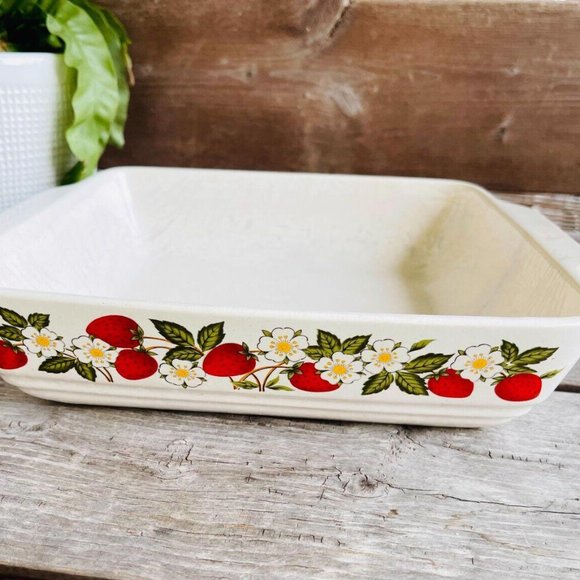 Sheffield Home Other - Vintage Sheffield Strawberries n Cream Stoneware Baking Dish 70s DAMAGED